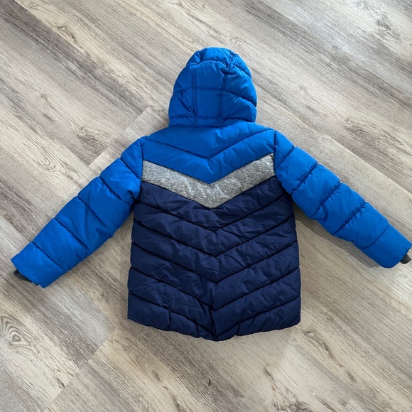 Weatherproof youth puffer coat size 5 - Picture 3 of 3
